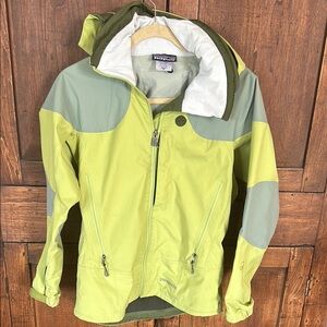 Womens Patagonia jacket